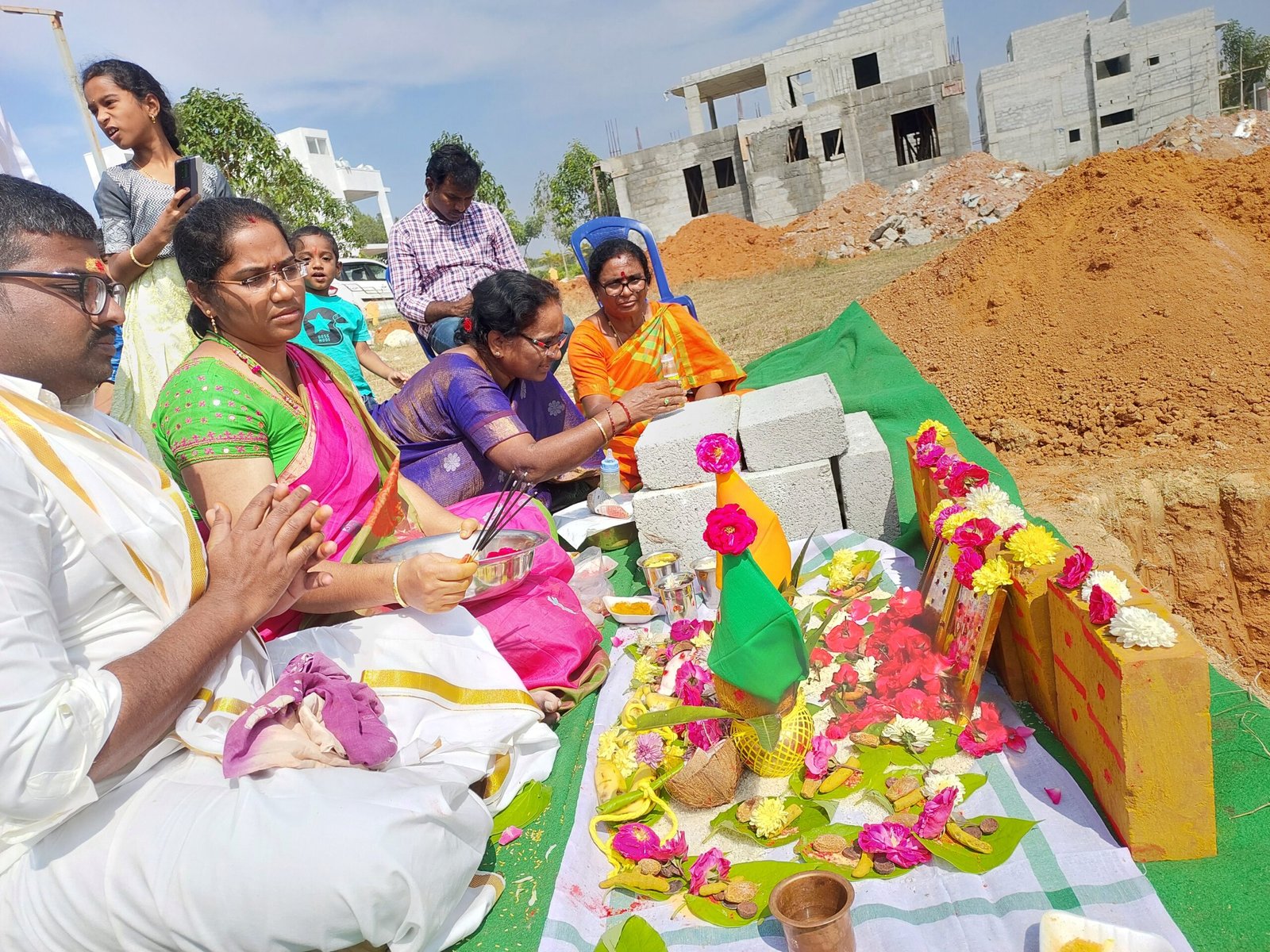 Best telugu pandit in Bangalore for bhoomi pooja Best telugu pandit in Bangalore for bhoomi pooja